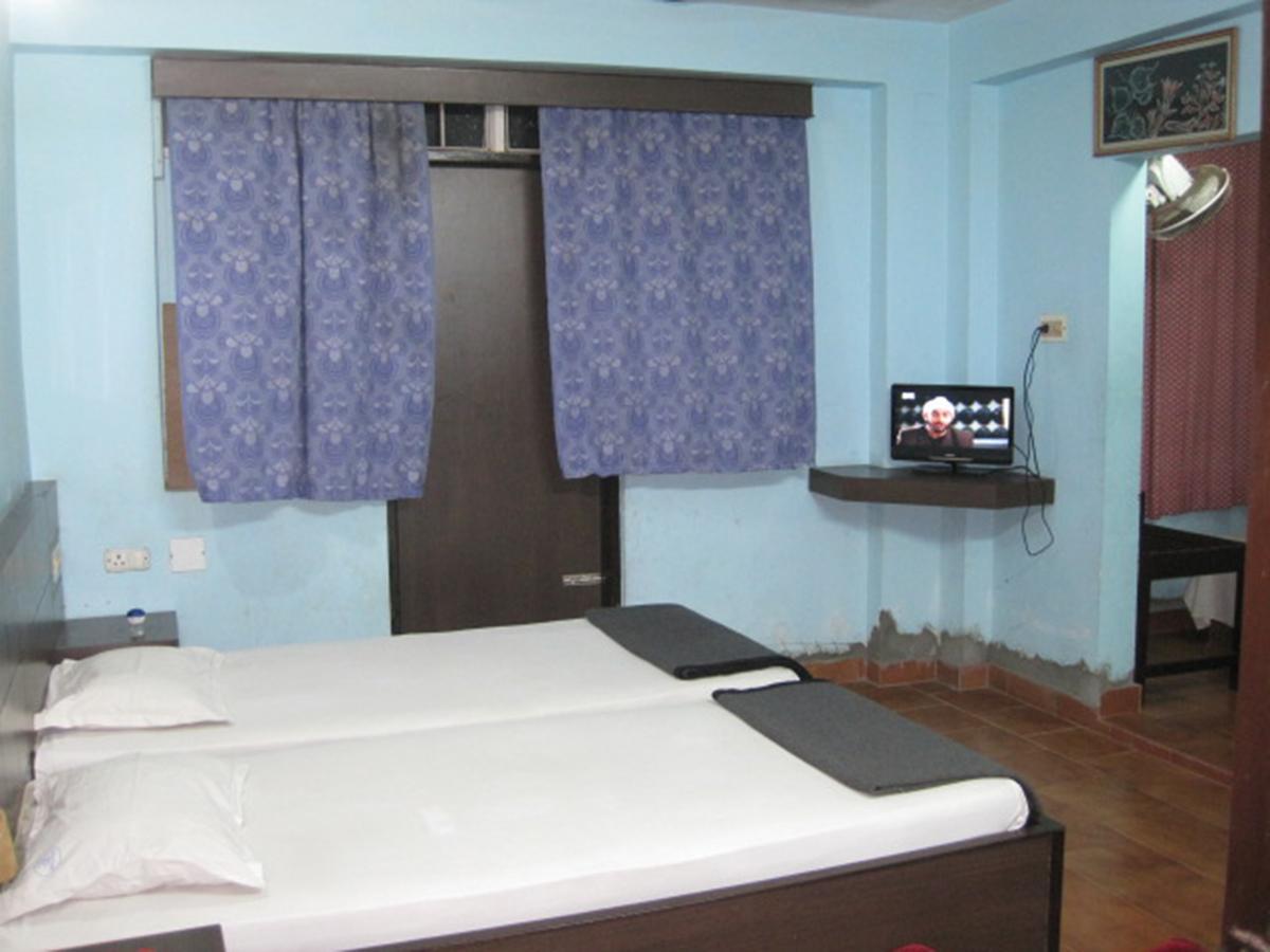 Hotel Arya Palace Puri Εξωτερικό φωτογραφία
