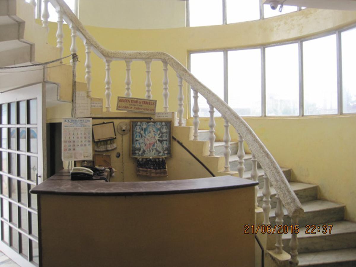 Hotel Arya Palace Puri Εξωτερικό φωτογραφία