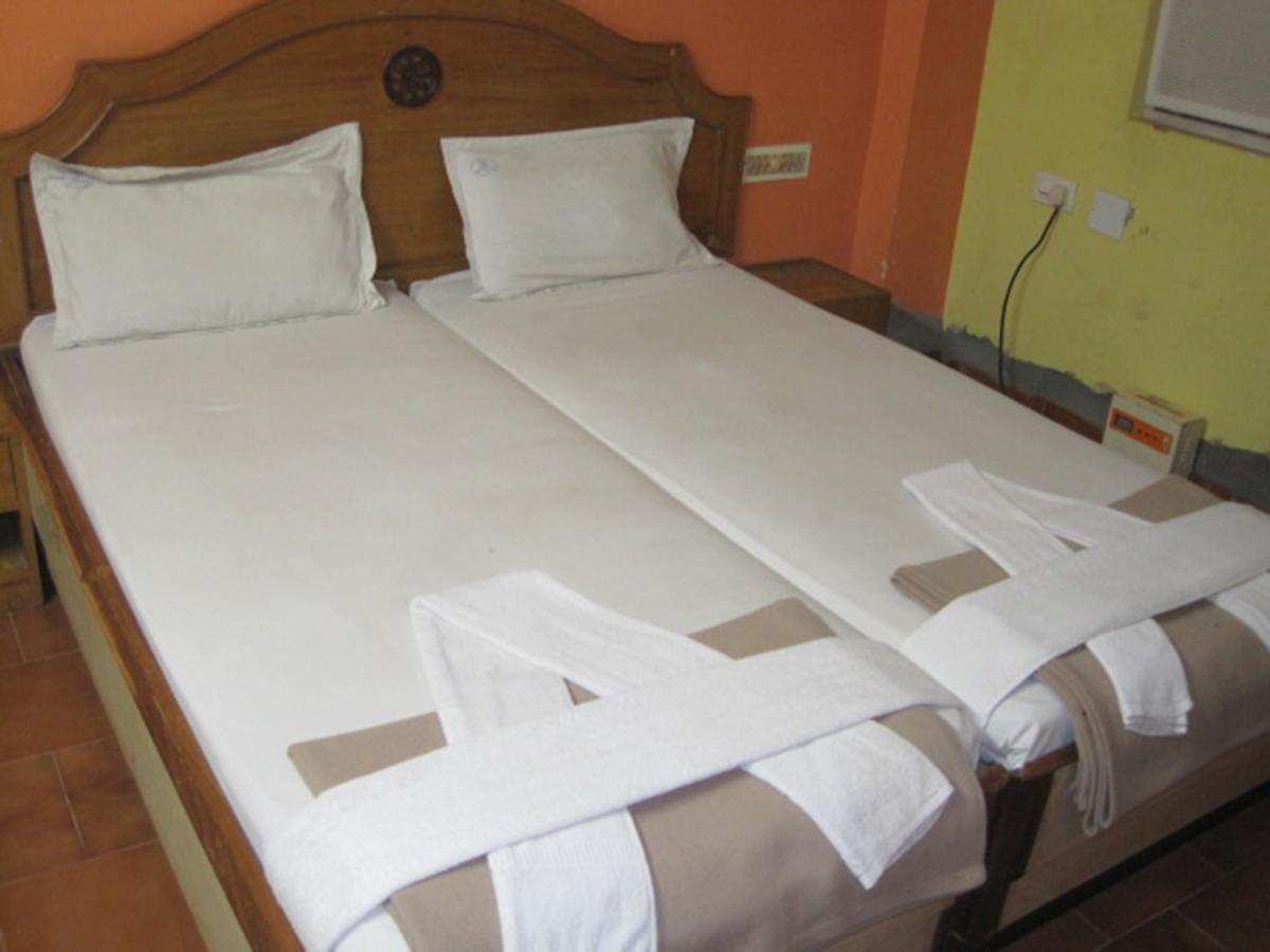 Hotel Arya Palace Puri Εξωτερικό φωτογραφία
